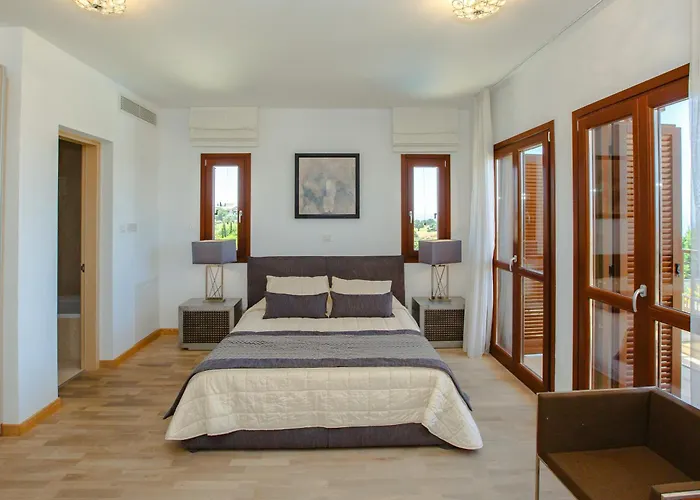Luxury Villa Aj 06 With Private Heated Pool